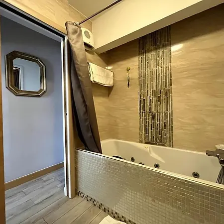 Duplex : Dernier Etage Avec Balcon Le Mée-sur-Seine