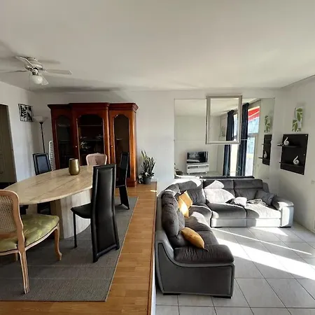 Duplex : Dernier Etage Avec Balcon *
