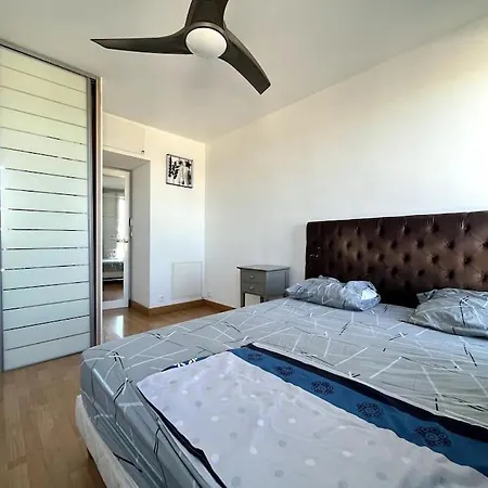 شقة Duplex : Dernier Etage Avec Balcon Le Mée-sur-Seine